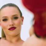 Laura Müller Instagram - Wir sind jetzt bei 1,2 MIO views in 4 Tagen! Waaaahnsinn🎉 Danke❤️ Link zum Musikvideo ist in der Story und in meiner Bio und nicht vergessen: FOLLOW ME AUF ONLY🔥 @lauramuellerofficial Der Song “Superstar” Onlyfan$ Remix ist auf allen Download Portalen erhältlich!