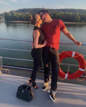 Laura Müller Instagram - ICH LIEBE DICH❤️❤️❤️❤️❤️❤️❤️❤️❤️❤️❤️❤️❤️