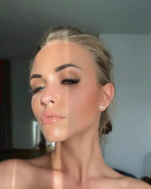 Laura Müller Instagram - 👄
