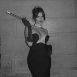 Laura Marra Instagram - Back to 🖤🤍 happy Halloween
