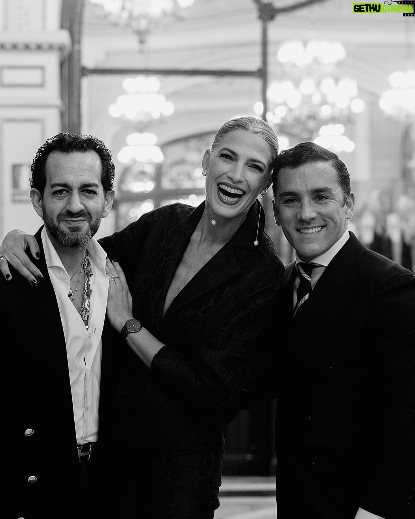 Laura Sánchez Instagram - Momentos de jornadas bonitas… @pasarela_weloveflamenco @goeventosycomunicacion