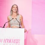 Laura Sánchez Instagram - Como cada año es un placer presentar #premioswomanbeauty y seguir trabajando con la familia @woman_es y @prensaiberica Mi look de @inesmartinalcaldecollection @creareprcomunicacion y estilismo de @beautyexpertlancome . Pic @juanpelegrinrodriguez @alecorivera . Gracias 💙