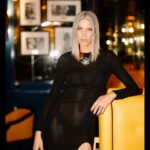 Laura Sánchez Instagram - Viernes!!! Hace una semana que clausuramos @pasarela_weloveflamenco y me siguen llegando regalitos de esos días!!! Gracias @silviasanchezfotos por buscar los huecos y jugar!!! @paco_rus @hotelalfonsoxiii @pepa_medina.t @beautyexpertlancome @lorealpro