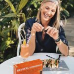 Laura Sánchez Instagram - Desconectando unos días en Canarias, sin dejar de hacer mis rutinas de deporte, en este caso bañito en el mar y por supuesto comiendo rico y sin olvidar mi aliado perfecto @revital_jalea
