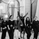 Laura Sánchez Instagram - Parte de la Familia de @pasarela_weloveflamenco GRACIAS un año más a todos los que hacéis posible este sueño de los que amamos la moda flamenca!!! En estas fotos no están todos ni mucho menos… necesitaría un álbum de cien páginas para sacarlos!!! Mi equipo de todo el año @mari_rui @merifloresss @juandecorrales que han trabajado tanto… los diseñadores que son los protagonistas de esta semana!!! Peluquería ( @lorealspain @victordelvalle_ ) maquillaje ( @beautyexpertlancome @robertosiguero @patricia_franco_casas @pepa_medina.t y equipo) vestuario ( @macapili68 @lolagarciacruz @arroyovacalola y sus súper equipo) luz y sonido ( @edyma_medios_audiovisuales ) montaje ( @europapaco ) audiovisuales ( @cocatoosvq ) foto ( @anibalfotografo @silviasanchezfotos ) a sala ( @jose93gm gloria bendita!!! @anacuadrad0 y todo el equipo que se encarga de sala) a mi equipo de azafatas y azafatos ) a toda la prensa que nos cubre!!! A nuestra casa ( @hotelalfonsoxiii y TODO su personal que no pueden cuidarnos mejor!!!) a mis modelos que son las más bonitas!!! A mis Isas que lo dejan todo reluciente!!! A mi @luisgallaardo por hacer fácil las entradas y salidas de las colecciones!!! A @vbrichete que ha sido mi bonita sombra estos días!!!!A todos y cada uno de los patrocinadores e instituciones que sin ellos esto tampoco sale!! Y dejo para el final a mi @erjavivilla, que te digo hermana? Que te quiero infinito… y voy a tirar de una frase muy paquera “ nos hemos coronao “ jajajajajajaja jajajajajajaja ( nuestros dos ángeles han estado sentados juntos en primera fila, con una sonrisa) Espero que no me falte nadie por agradecer, y si es así, que se de por agradecido… #wlf24 @goeventosycomunicacion y ahora a por mas proyectos bonitos!!!