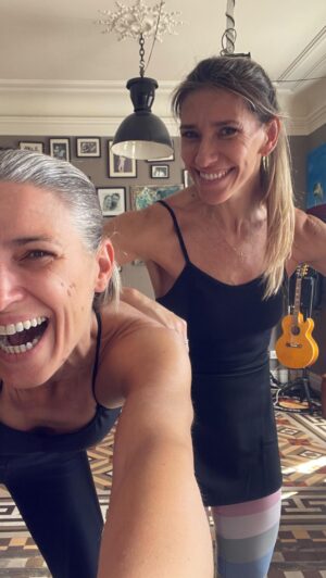 Laura Sánchez Instagram - Después de diez meses sin sentir esta sensación, he vuelto a conectar conmigo, con mis límites, con mi respiración, con mi frustración y con mi paz… Gracias por regalarme siempre tu palabra de aliento y tu sonrisa amiga… ha sido una sesión muy especial y tú lo sabes… @atacadas @balletfitoficial