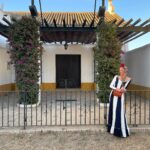Laura Sánchez Instagram - Looks Rocío 2024. 1 @rocioolmedoramos 2 @angelayadela 3/4 @rocioperaltar 5 @josehidalgomoda 6 @pabloretamero.juanjobernal