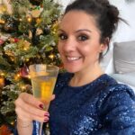 Laura Tobin Instagram - 🎄 🥂 Merry Christmas from my house to yours. I hope you are spending the day with loved ones and eating more than your weight in chocolates. If your not, a toast to you and sending love 💗