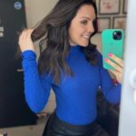 Laura Tobin Instagram - 💇🏻‍♀️Thank you for the new cut & colour @christinabhair I went with your vote-just a trim-well probably an inch and a half to freshen it up! #NewHairDontCare #Flick