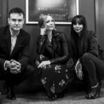 Laura Vandervoort Instagram - A special screening of ‘KILL VICTORIA’ with a special team! Writer/Director @robindunne 📸’s @farrahaviva Cast: @gia_sandhu @aaronsghost @saracanning @robindunne #MichaelXavier Cinematographer @justinyaroski