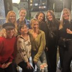 Laura Vandervoort Instagram - 💕’s full. Bye La! A very short trip but packed with friends ✈️ 💕HAPPY INTERNATIONAL WOMENS DAY 💕