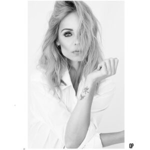 Laura Vandervoort Instagram - 😌 Swipe Right | Article and more images to come xo

Friendly reminder that our film @mysoultotakefilm will be available October 31st to rent|buy !! Details & link will be released 31st by EOD (because I’ll be traveling back from London that day I can’t guarantee timing of when I’ll be able to post the link. So keep your eyes peeled!) xo
Thank you @qpmag 

:

Makeup/ Photography By @glennnutley @gnphotographyla 
Hair By @stefanieterzo 
Styled By @rhondaspiesstylist