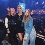 Laura Vandervoort Instagram - “The most controversial thing I’ve done, is stick around” - Madonna ✌🏻