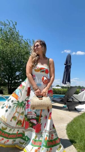 Laura Vitale Instagram - Had to share this 20$ dress because it didn’t feel right keeping it to myself!! Comment DRESS (no other character after) if you want and I’ll send you the link directly and I’m also linking my 15$ Valentino doopssss along with the BEST summer wedges and everything else in this clip. For real, the vacation dress of the summer😍