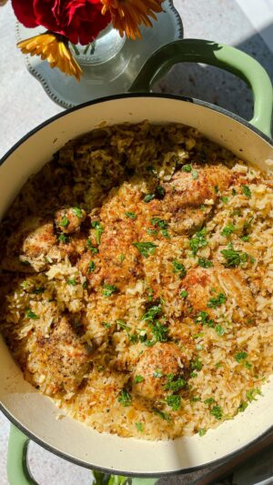 Laura Vitale Instagram - Buongiorno and happy Monday! Something about a new week does excite me but I also know it’s not a time for elaborate meals with multiple courses. It’s a busy season of life for most of us and I don’t know about you but I come to really rely on yummy one pan dishes that deliver in both flavor and ease. This one pot creamy chicken and rice is such a fav, my sister often makes it for herself for meal prep and she says it reheats really well (if you’re curious in that sort of thing) it’s just so yum, you can lighten it by using all stock and chicken breast but trust me, you’ll be missing that creaminess and richness (but I like to give you options) serve by itself or with some roasted or steamed veg for a really low effort but high impact dinner with the fam!