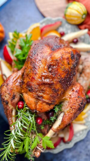 Laura Vitale Instagram - This is IT! Literally the best turkey you’ll ever make in your life and it’s so easy!! It’s basically impossible to give you all the info in under 90 seconds but I did upload a full in depth, 20 minute video on LITK explaining every detail and giving you loads of tips and tricks on how to execute not only the best turkey but also the bestttttt rich and delicious gravy ever!! I’ll link the recipe in stories but trust me it’s worth watching the video it’s full of goodness! #lvturkeyday2023 

#food #foodporn #foodie #instafood #foodphotography #foodstagram #yummy #foodblogger #foodlover #instagood #love #delicious  #homemade #dinner #foodgasm #tasty #photooftheday #foodies  #cooking  #picoftheday #foodpics #instagram #fall #fallfood #thanksgiving #thanksgivingfood #recipe #recipes #easyrecipes