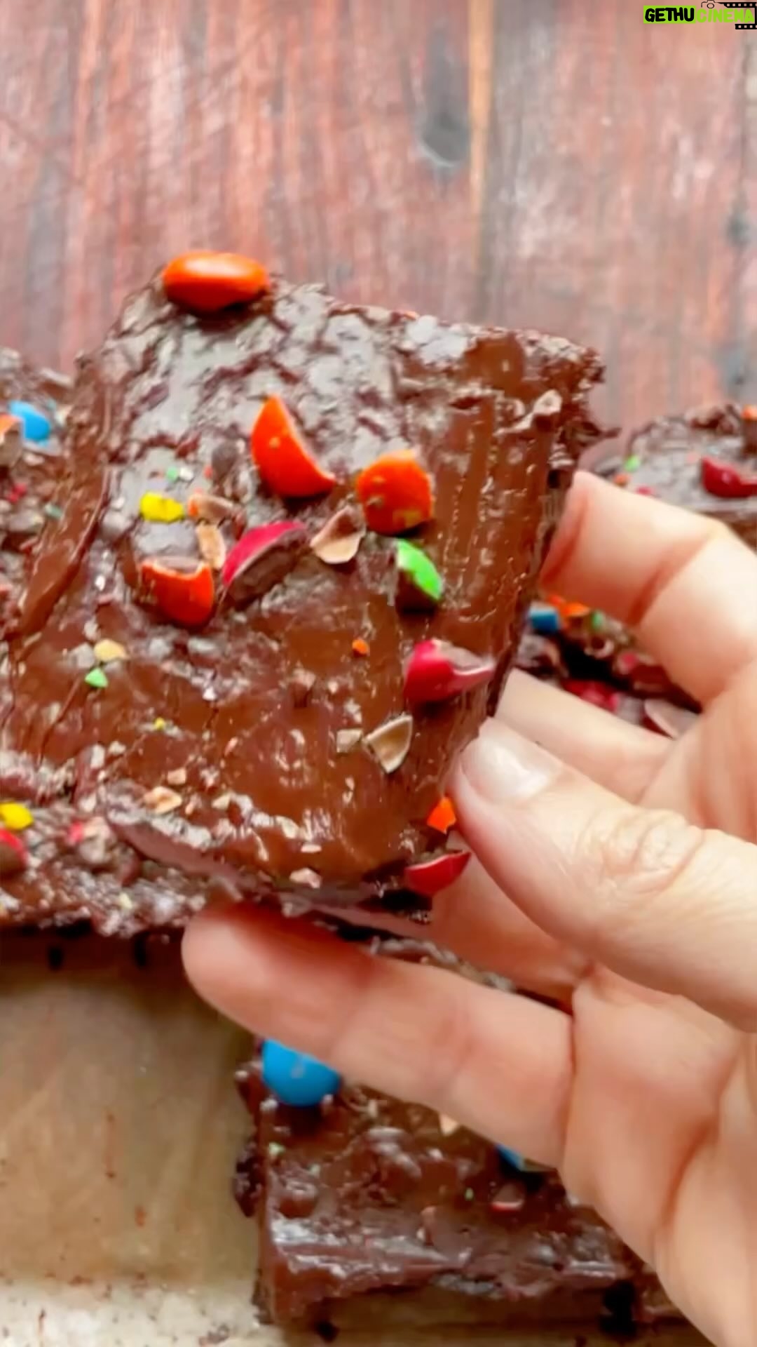 Laura Vitale Instagram - Your weekend would be much sweeter if you baked a batch of my cosmic brownies 😍 fudgy, rich and oh so freakin delish!!! I love a bit of slow weekend cooking and baking, sets the mood in the whole house! I’m making these today, I highly doubt there will be anything left by tomorrow 🤣 recipe on my site!