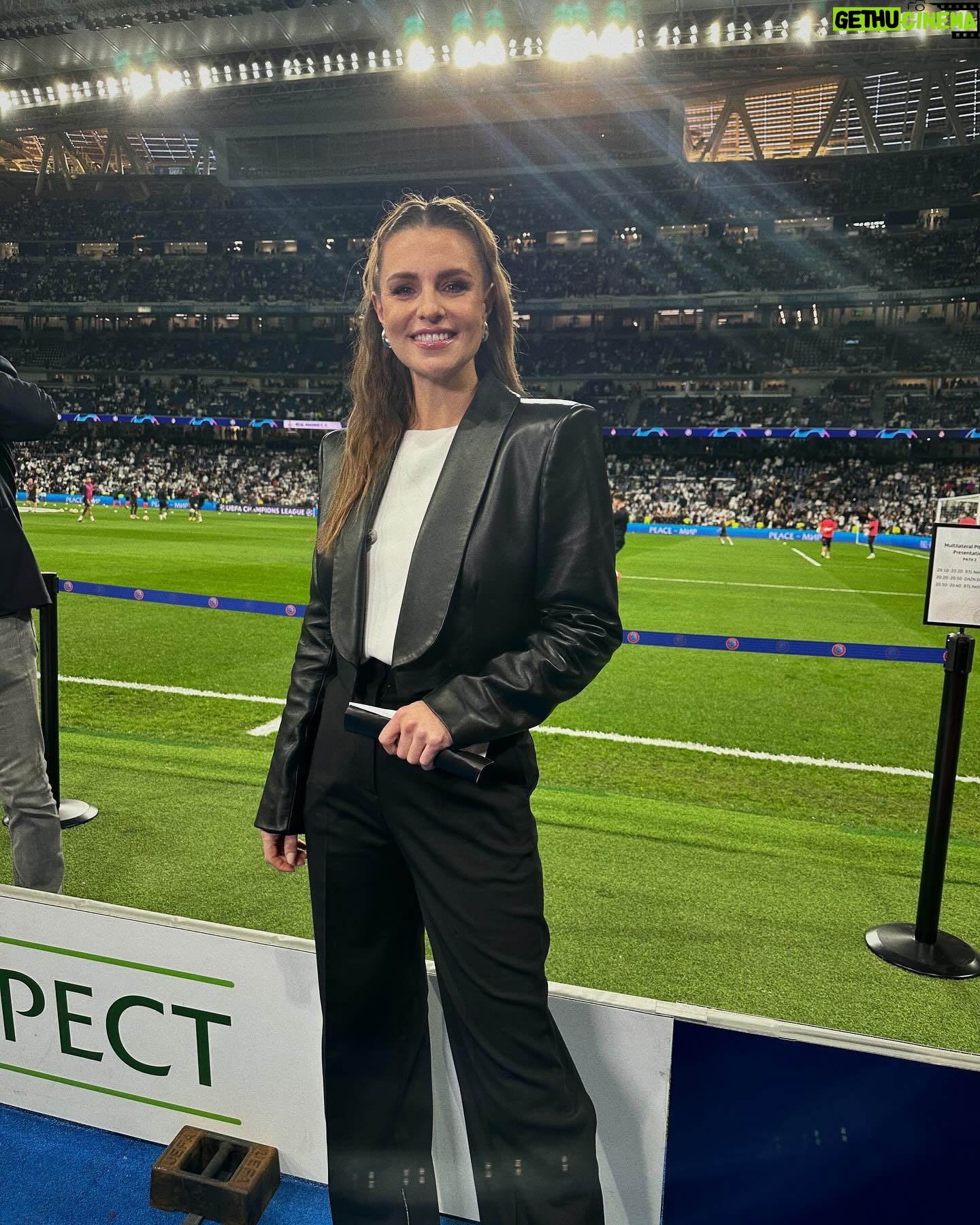 Laura Wontorra Instagram - dos noches magníficas ⭐️ @championsleague für @dazn_de