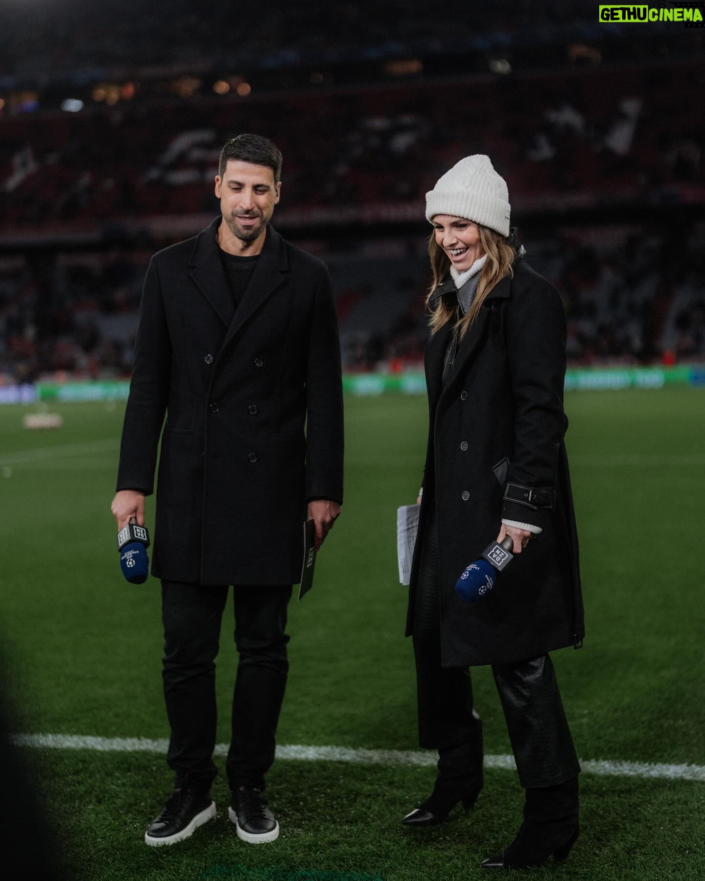 Laura Wontorra Instagram - —> Semi-finals …. nicht zu verwechseln mit Sami-finals 😜// @championsleague @dazn_de // 📸 @jacqueszaunbrecher