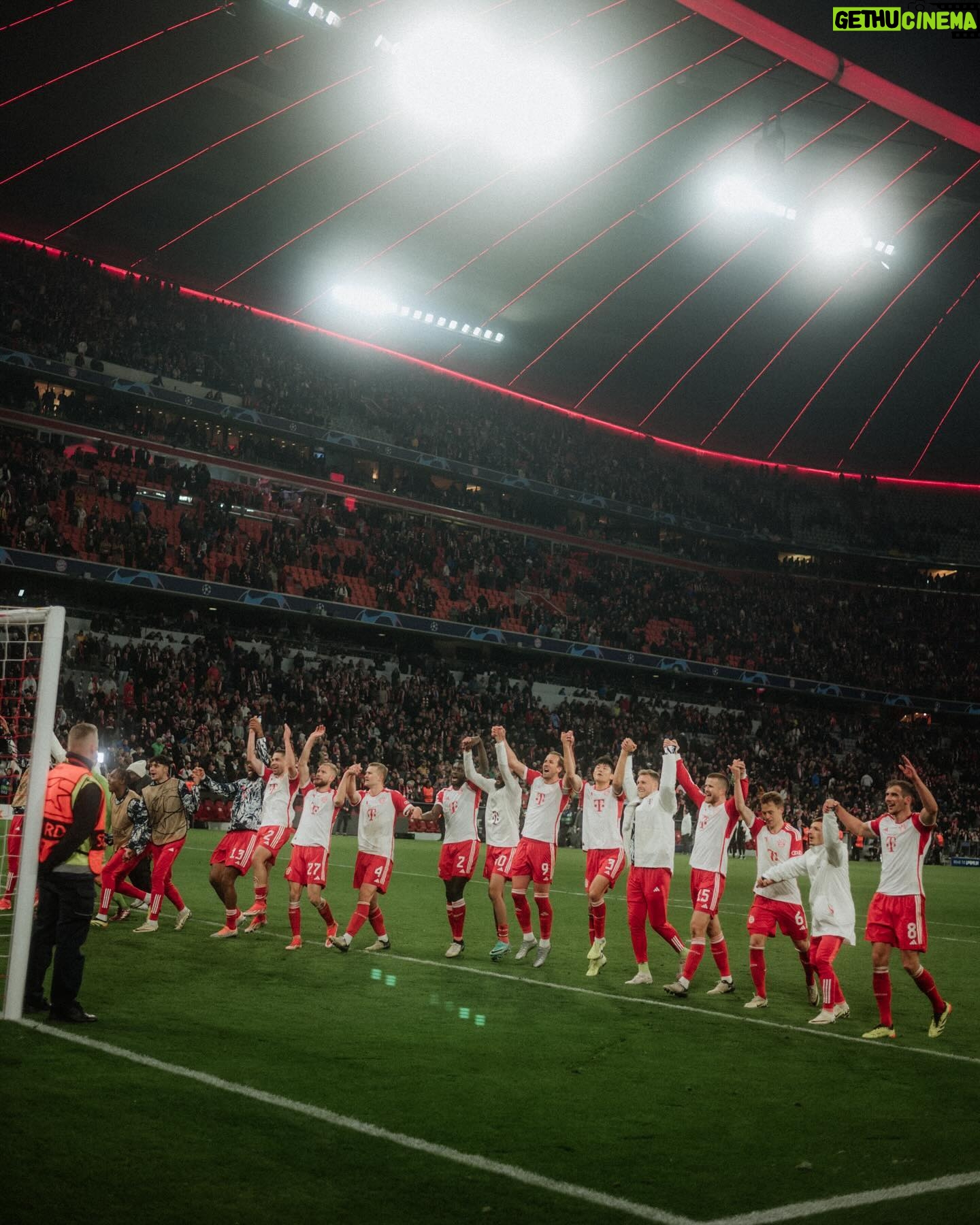 Laura Wontorra Instagram - —> Semi-finals …. nicht zu verwechseln mit Sami-finals 😜// @championsleague @dazn_de // 📸 @jacqueszaunbrecher