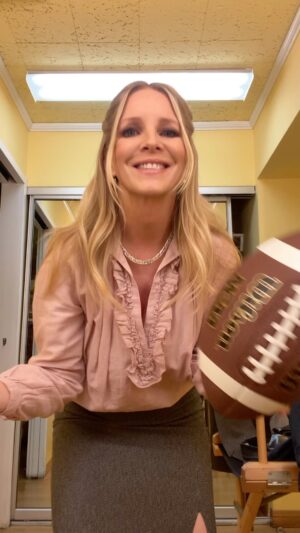 Lauralee Bell Instagram - A few of us that were working yesterday at #yr thought we’d #getitstarted for #SuperBowl weekend!
We had lots of dialogue to say in the morning but in the afternoon I brought out a football and then we had lots of fun!! 🏈 #justhavingalittlefunyr
