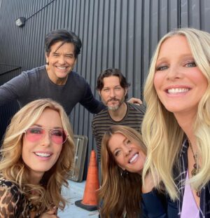 Lauralee Bell Instagram - The gang! 👏