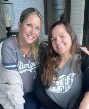 Lauralee Bell Instagram - This is a good surprise… 
TRICIA’S back!!!! 
@triciacast #ninasback @youngandrestlesscbs