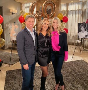 Lauralee Bell Instagram - It’ll be no surprise to hear that when people spoke about Tracey on her incredible 40th anniversary today everyone mentioned her beauty, talent, love for her children and pets and just how caring and kind she is as a person! When our family moved to LA when I was 17, Tracey picked me up in her car and showed me the town especially the hip young clothing spots!! I’ll never forget how sweet it was of her to do that. We had so much fun (while scaring the crap out of me :) effortlessly taking winding turns through Cold Water Cyn. It was like a racetrack on the side of a mountain for a Chicago girl 😂She lead by example in teaching me about healthy foods, always laughing, juggling work and kids and to this day I’m in awe of all she does for her family, friends and coworkers. We are so lucky to have Tracey in our lives and to have Lauren Fenmore on the show! Happy Anniversary! I love you ❤️