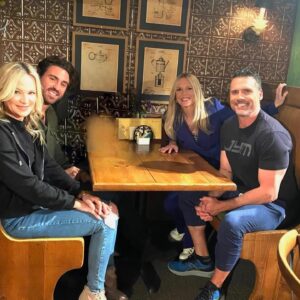 Lauralee Bell Instagram - Now you can see on the 2nd photo who I had to edit out of the Crimson Lights video (2 posts back) so the audience wouldn’t know who was sneaking around Genoa City 😎
Welcome back @linden_ashby 
Watch out Sharon 😳 #yr
