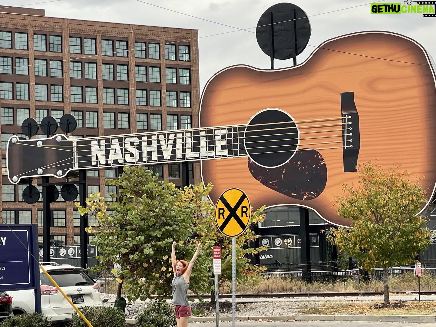 Laurel Holloman - 5.3K Likes - Chillin in Nashville