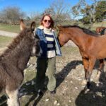 Laurel Holloman Instagram - So I had an amazing Sunday visiting a new friend’s ranch where she has a non profit animal rescue . @dayna.ranchlife is a force …. Please follow … more to come. PLEASE FOLLOW. ❤️❤️❤️