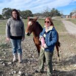 Laurel Holloman Instagram - So I had an amazing Sunday visiting a new friend’s ranch where she has a non profit animal rescue . @dayna.ranchlife is a force …. Please follow … more to come. PLEASE FOLLOW. ❤️❤️❤️