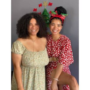 Lauren Joseph Instagram - Seasons greetings everyone. 

I was beyond blessed this Christmas.

Blessings to you all❤🎄🌞

📷@melissa_joseph_scheepers and @maurice.paige80