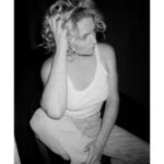 Lauren Ash Instagram – Round 2 of pics from @the.baremag! 

This. This is how I always wanted to look as a kid. Baggy jeans, tank top, doc boots and wild, short, platinum blond hair. When I first saw my hair the day we shot these photos, I started to cry. It’s a really wild experience to get to connect to the feeling of your child self seeing herself how she always did on the inside. Living my 90s dream in 2023. 

Hair @tedgibson with @starring 
Makeup @tina_turnbow with @ogee 
Photos by @tina_turnbow