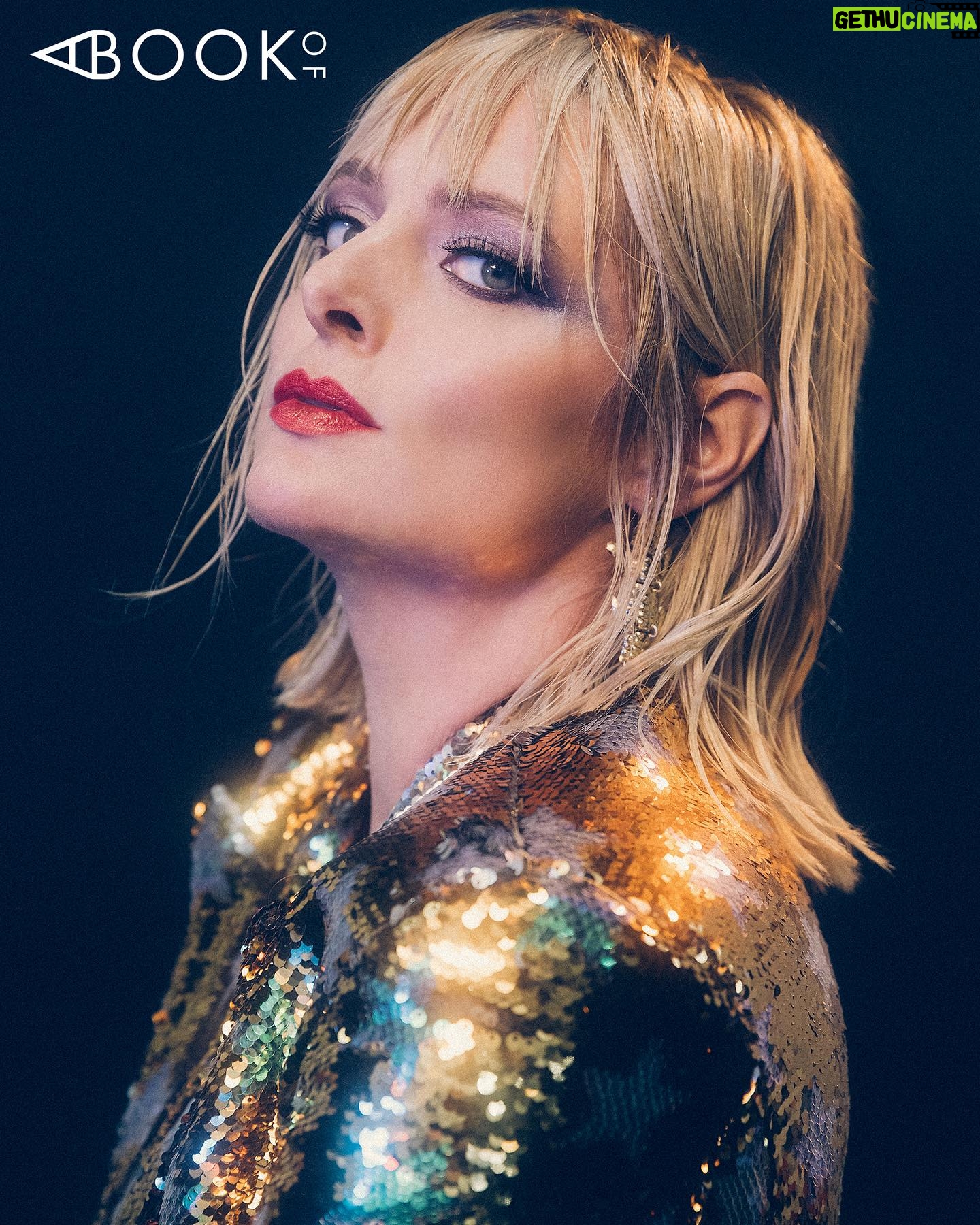 Lauren Ash - 8.3K Likes - A friendly reminder that Iβm a rockstar. π©βπ€
Shot for @abookof
Photographed by @dylanperlot
Fashion Director @lil_saigon
Hair by @guiniushair @exclusiveartists
Makeup by @laura_peyer
Interview/Producer @jessezapatero
Editor in chief @graphicsmetropolis
LINK TO FULL INTERVIEW IN BIO!