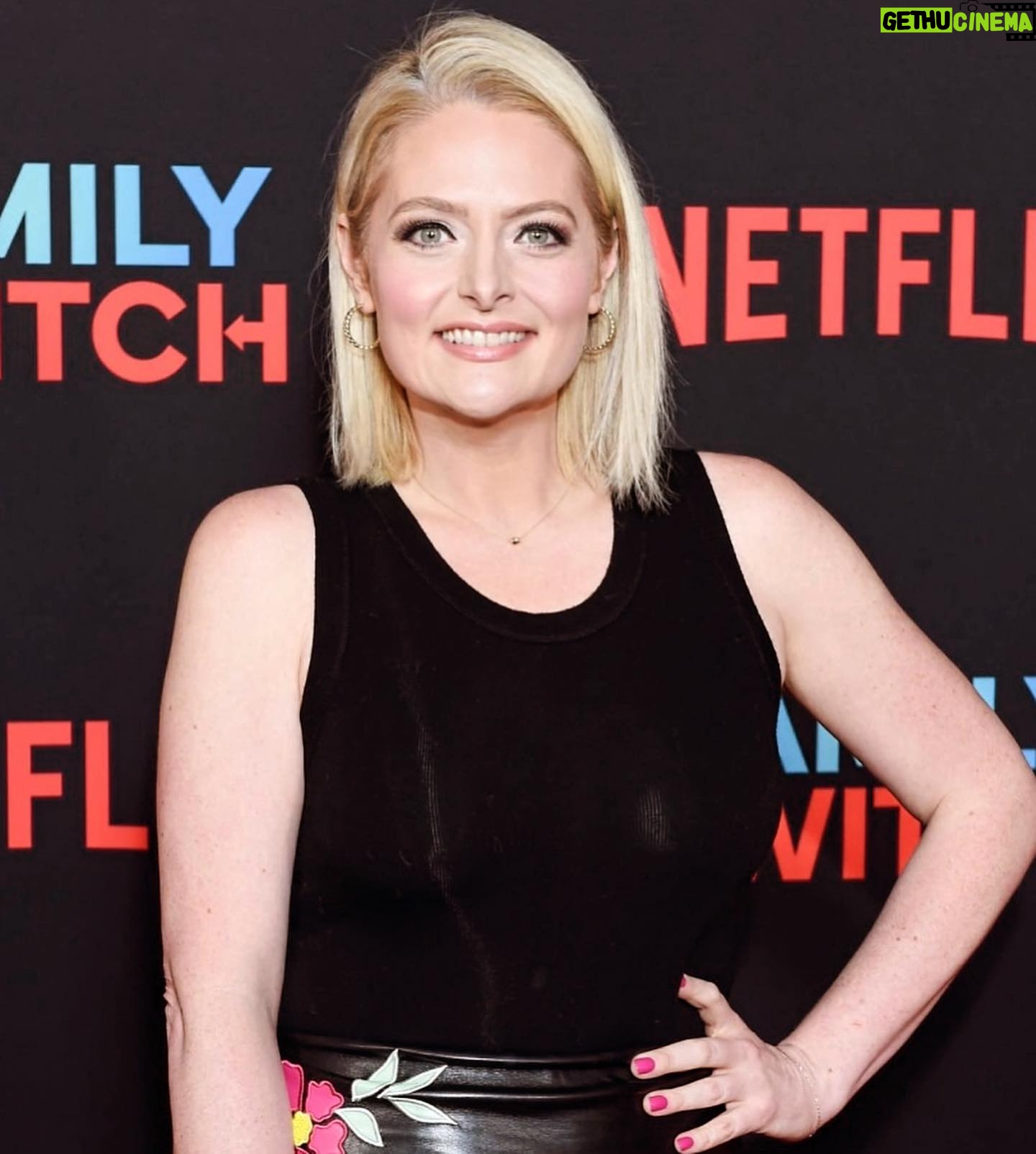 Lauren Ash - 5.3K Likes - Had so much fun attending the #familyswitch premiere in LA last night! Make sure to watch this Christmas romp on @netflix STREAMING NOW and you will see me about halfway through the movie! Swipe through the pics here to see my fun character Barb!