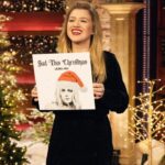 Lauren Ash Instagram - TODAY IS THE DAY! Make sure to tune in to @kellyclarksonshow and see me play my single SAD THIS CHRISTMAS! I’m so excited and can’t wait for you all to see this! Check your local listings for show times!!