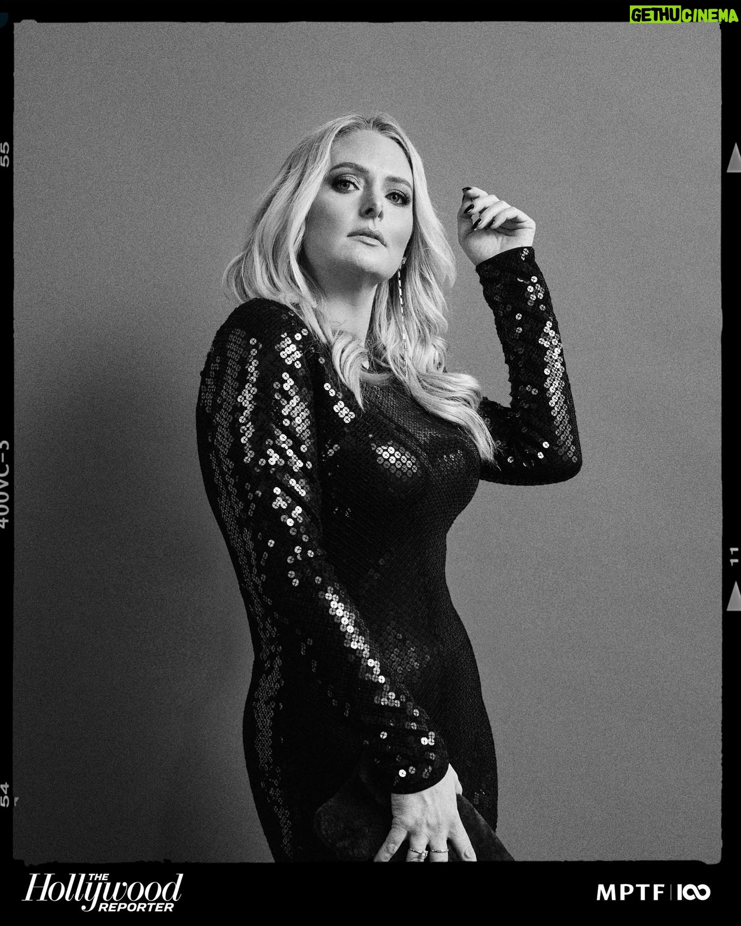 Lauren Ash - 7K Likes - Saturday night I celebrated the #emmys with the @mptf night before party! (Shout out to our own pre-party at @surrules IYKYK)
Hair @guiniushair
Makeup @aaronpaulbeauty
Dress @itsnbd
Shoes @jessicasimpson
Earrings @ettika
Clutch vintage
Check out slide 3 for a mini #Superstore reunion and slide 8 for the latest in the #hotnesshotmess series