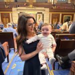 Lauren Boebert Instagram – Gigi’s Congressional helper 💙