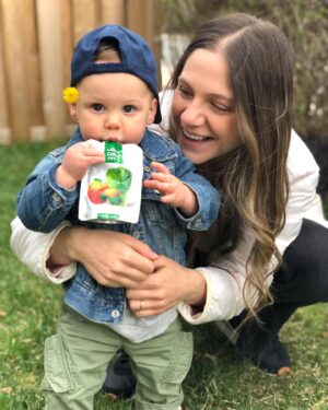 Lauren Collins Instagram - S-N-A-C-K-S! So I’ve become the parent who spells out the words she doesn’t want her kid to hear 🤪. Charlie loves to eat but coming up with meal & snack ideas is A LOT. That’s why I was so excited to discover @lovechildorganics last year. Their pouches, puffs and bars have become staples in our house. And I can actually feel good about giving them to Charlie because their products are:

✨certified organic & made without GMOs
✨free of added salt and sugar 
✨NUT FREE (this mama has a 🥜allergy)
✨DELICIOUS... just ask @jonathanmalen who eats all of Charlie’s oaty chomps!
✨a 🇨🇦 small business!

Good news for all of you! With code LAURENCOLLINS you can get 20% off your purchase on their website (link in bio!). Ordering directly from Love Child really helps small businesses during these uncertain times. I hope you’ll check them out and that @lovechildorganics makes your life juuuust a little bit easier. Because isn’t that what we all need right now? 

#snacks #lovechildorganics #ad