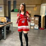 Lauren Collins Instagram – When @cameronpicstv asked if I’d be interested in coming out to play @jonathanmalen’s girlfriend on the new season of #PrettyHardCases, I knew it would be one of my greatest acting challenges to date 😂 Meet Yolanda “Yoyo” Pesci 💅 Special shout out to @lifeofmanek & @kimprimeau for bringing this unbelievable lewk to life. And of course to the hilarious @meredithmacneill & @acmoore9!! Catch it tonight on @cbc and @cbcgem at 9pm!! 💅