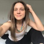 Lauren Collins Instagram - Been a minute 💫 Into crystals now 💫