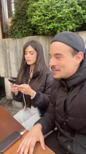 Lauren Cruz Instagram - Il m’énerve 😫