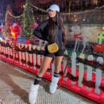 Lauren Cruz Instagram - J’aime trop le marché de noël 😍🤩