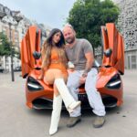 Lauren Cruz Instagram - Quelle est votre voiture de rêve ? 😍