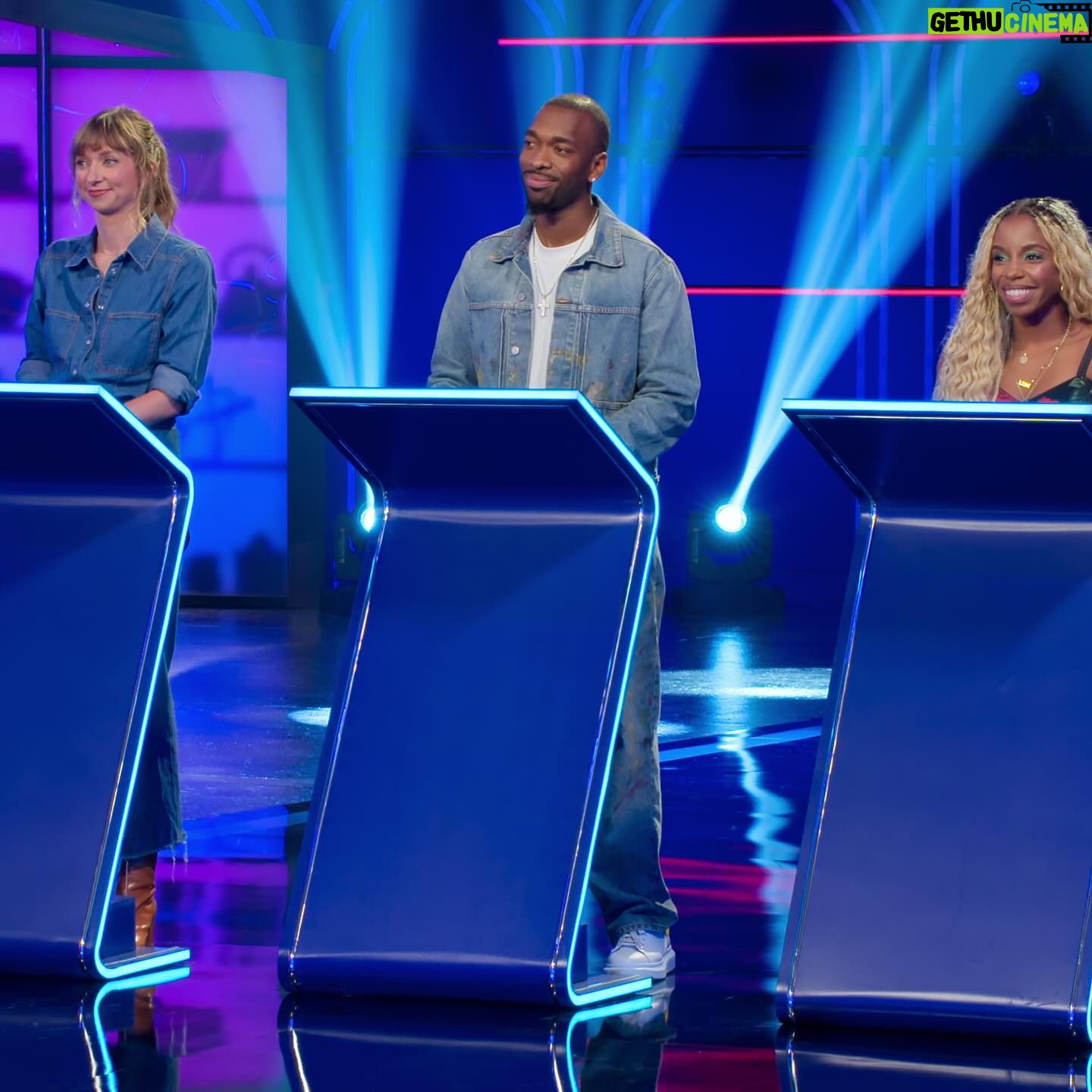 Lauren Lapkus Instagram - 🍰🛼Absolutely loved being a guest judge on the new season of IS IT CAKE? with the hilarious @jaypharoah & @thelondonhughes!! Watch now on Netflix!!