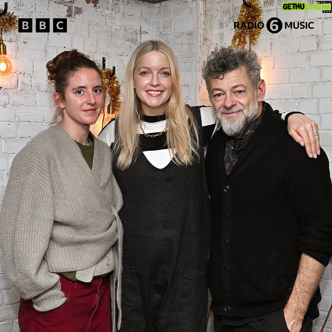 Lauren Laverne - 1.7K Likes - Who else loves going to the theatre over the festive period? 🎭
Andy Serkis and Louisa Harland joined Lauren in the studio to talk about their performances in social satire Ulster American.
Listen to the interview on @bbcsounds