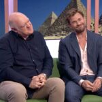Lauren Laverne Instagram - @thedaraobriain tells @chrishemsworth he does his ‘Thor meme face’ whenever someone says aliens built the pyramids 😂 #TheOneShow #iPlayer