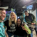 Lauren Laverne Instagram - Live from our new @bbc6music studio on the top floor of beautiful New Broadcasting House! Team @greg_james has left us coffee and we’ll be right next to our colleagues at @bbc1xtra and @bbcasiannetwork. It’s a great spot and I just had my first official studio training session in 25 years. Today we’ll be saluting the mighty Wayne Kramer of The MC5…Let’s go! 📻