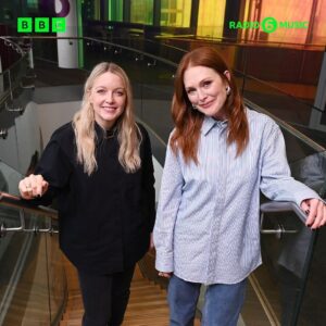 Lauren Laverne Instagram - The talented, award winning actress, Julianne Moore joined Lauren to talk about her new Jacobean period drama, Mary & George. Plus her fascination with history and why she loves acting 🎭 

Listen to the full interview now on @bbcsounds by tapping the link in our bio.